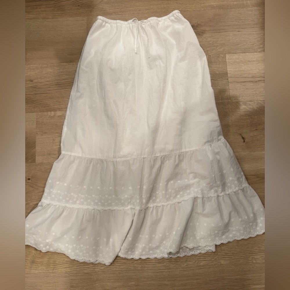 Brandy Melville White Maxi Skirt